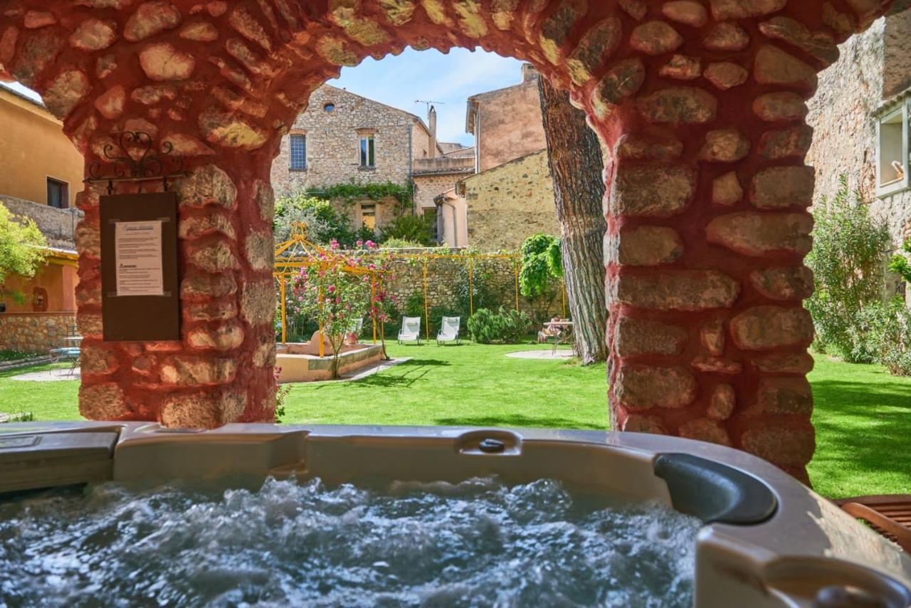 Les Arcades Le Lion D'Or Hotel Buis-les-Baronnies Kültér fotó