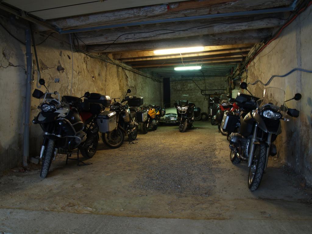 Les Arcades Le Lion D'Or Hotel Buis-les-Baronnies Kültér fotó